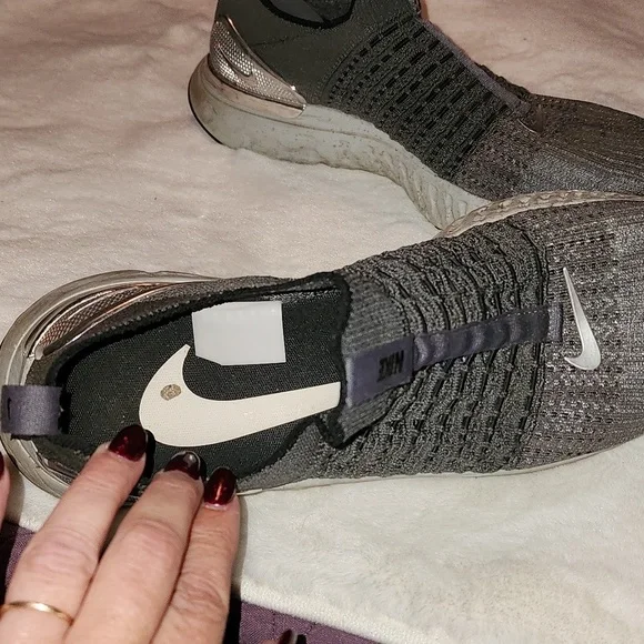 NIKE REACT  MENS  SNEAKERS 👟 SIZE  11 - Picture 3 of 8